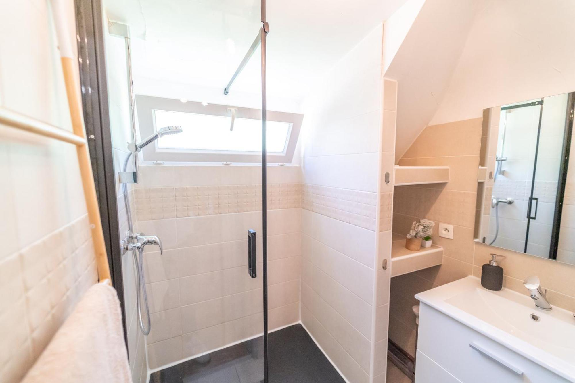 Appart 4 Chambres Parking Voitures Velos 10Min Blois Extérieur photo